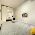 Gypsy Budget Shared Flat