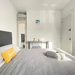 Gypsy Budget Shared Flat Ubytování v soukromí *