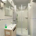 Gypsy Budget Shared Flat