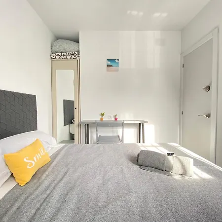 Gypsy Budget Shared Flat Homestay *