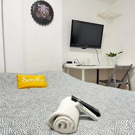Δωμάτια σε οικογενειακή κατοικία Gypsy Budget Shared Flat *