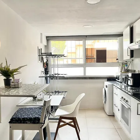 Gypsy Budget Shared Flat Homestay Valencia