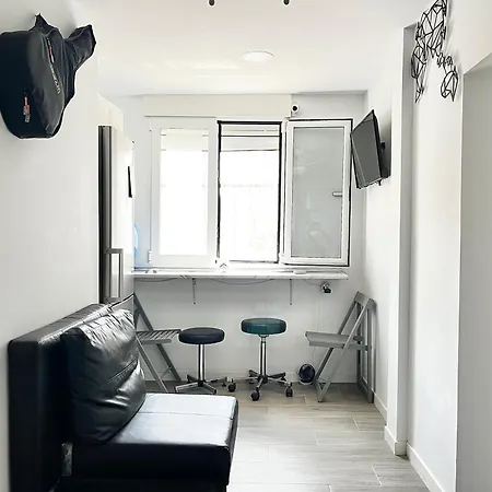 Gypsy Budget Shared Flat Homestay Valencia