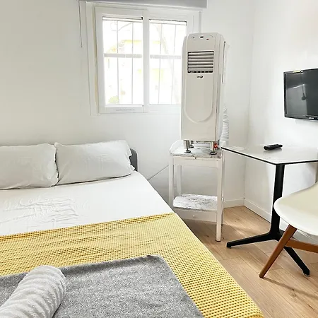 Gypsy Budget Shared Flat *