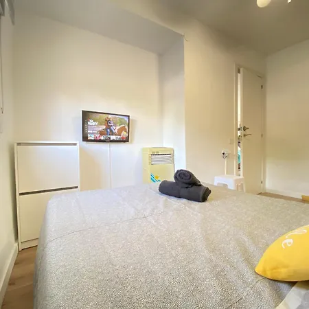 Gypsy Budget Shared Flat * فالنسيا