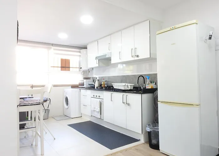 Gypsy Budget Shared Flat Valencia