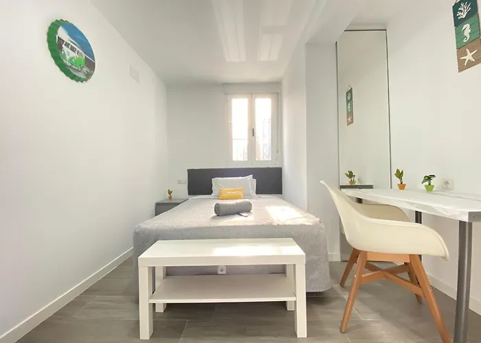 Gypsy Budget Shared Flat Habitación en casa particular Valencia